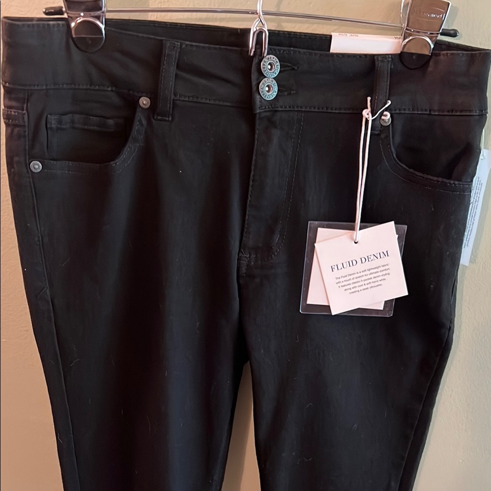 Ellen Tracy Black Skinny Jeans Classic Style - Picture 3 of 15